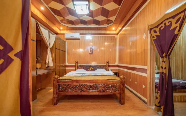 Shangri-La Home Inn