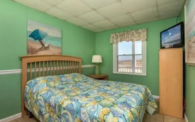 46th St Windjammer 107 1Br Condo