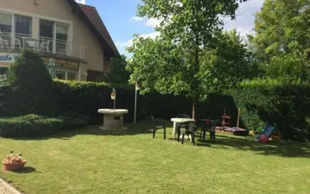 Attila Villa
