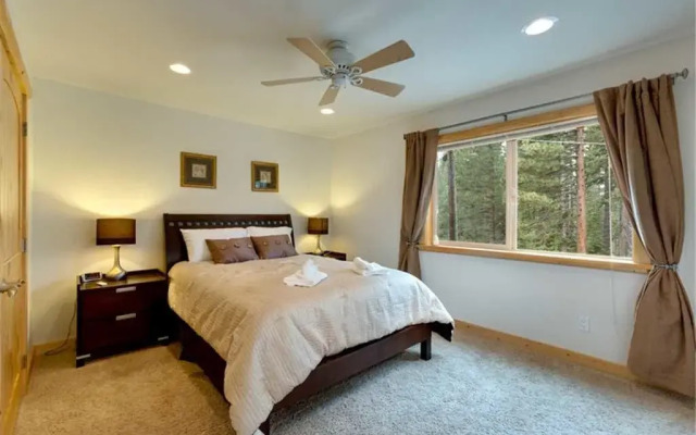 Lodgepole Pine Chalet by RedAwning