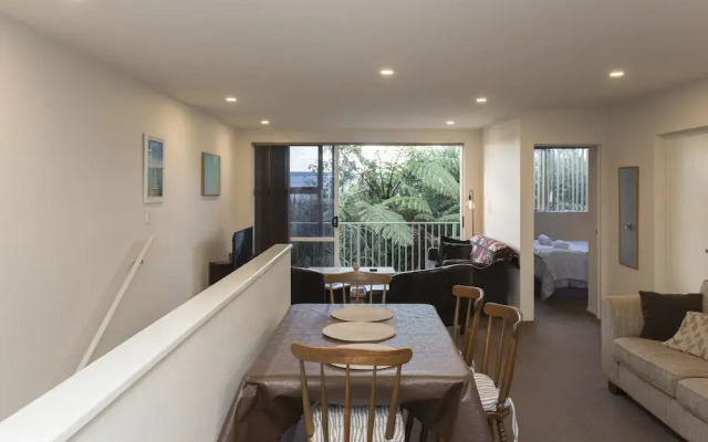 The Strandon Loft No7