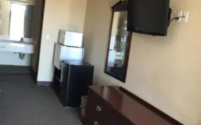 Economy Inn