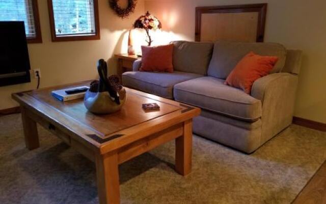 Cozy Studio Apartment