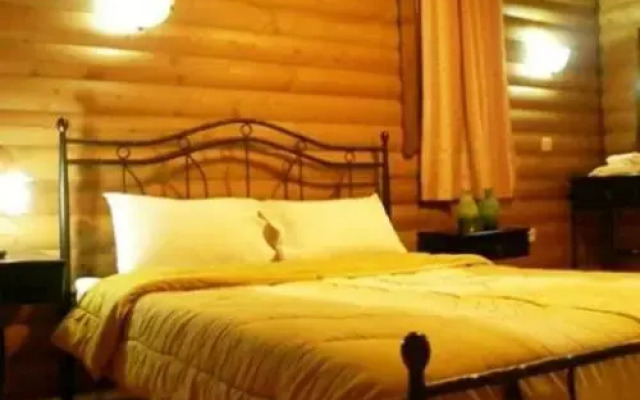 Chalet Likouresi Village