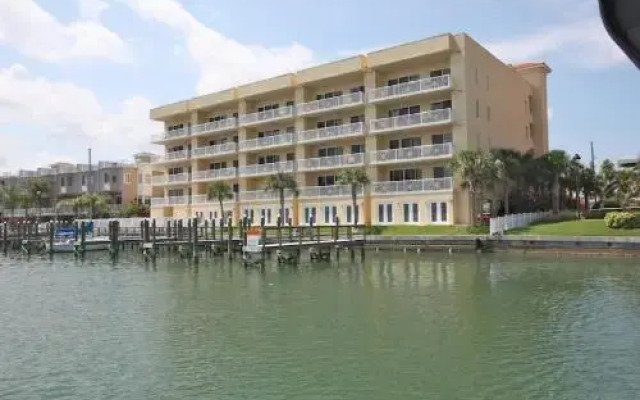 204 Bay Harbor