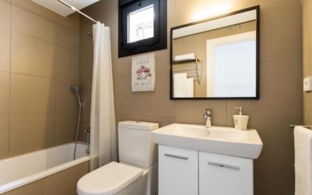 Mint Urban Suites Boho-Chic Retreat