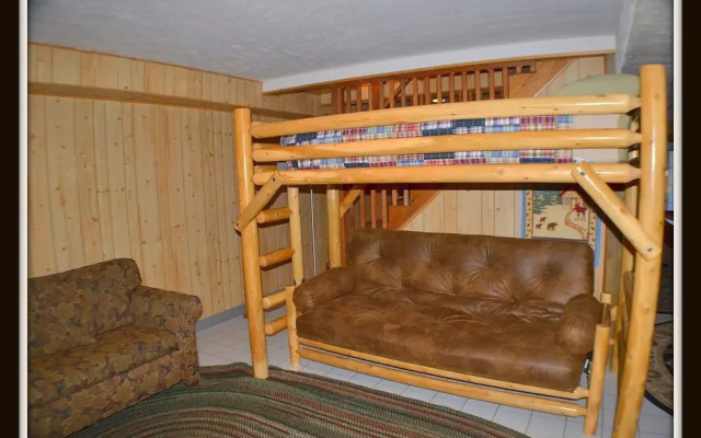 Olde Tyme Way Cabins 3526