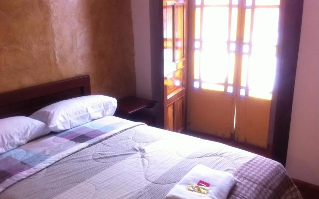 Hostal Amancay