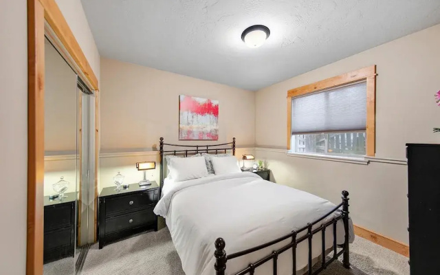 Arrowhead Lodge