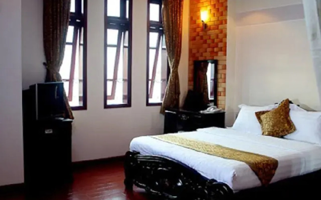 Song Nhat Hotel