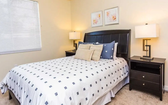Park Plaza Apartment #876088 by RedAwning