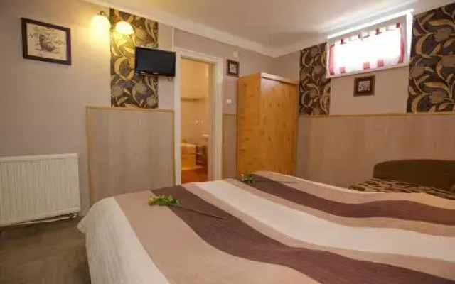 Főnix Apartman