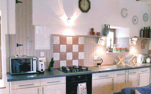 Holiday home Jugon les Lacs N-681