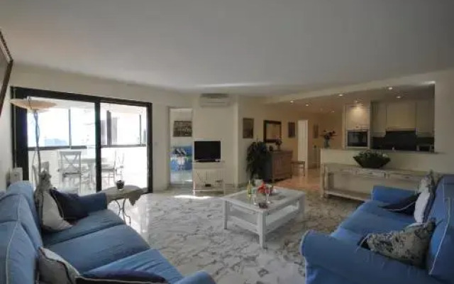 Cannes One Bedroom Jardins De La Croisette