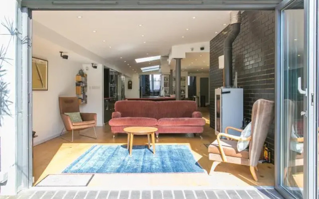 Veeve  4 Bed With Garden Allerton Road Stoke Newington