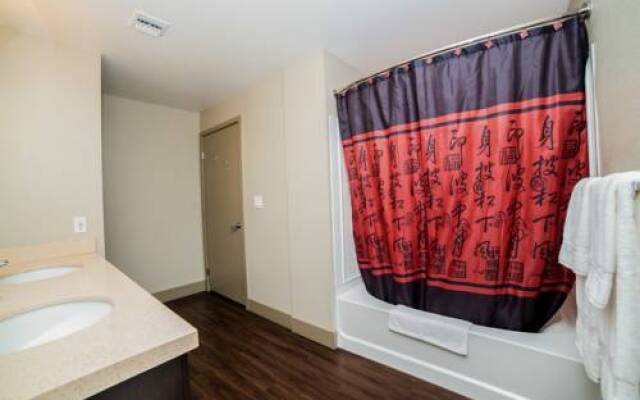 Elizabeth Taylor Apartment