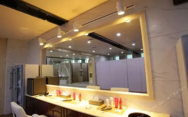 Weihai Xiangquan Business Hotel