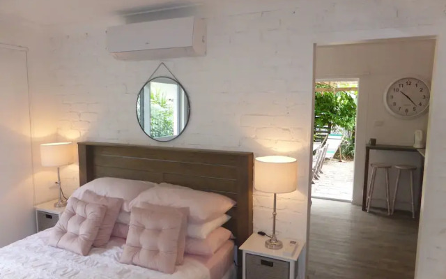 Seaside Hideaway at Clifton Beach