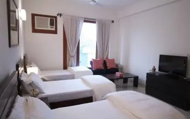 Luxury Suites & Hotels - Park Front