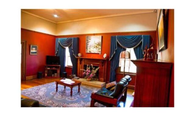 Heronswood House B & B