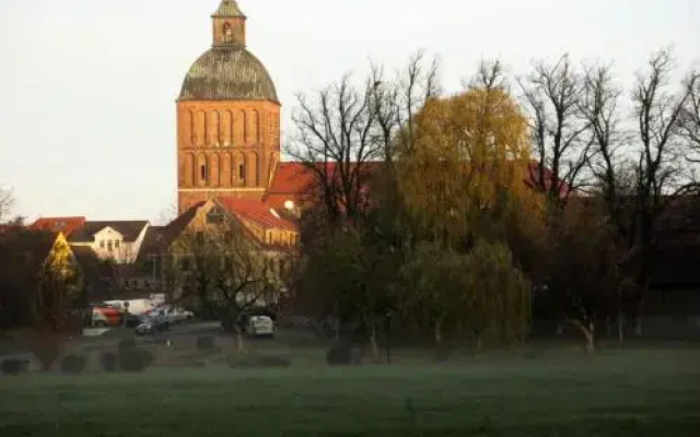 Modern Holiday Home in Ribnitz-Damgarten near Baltic Sea