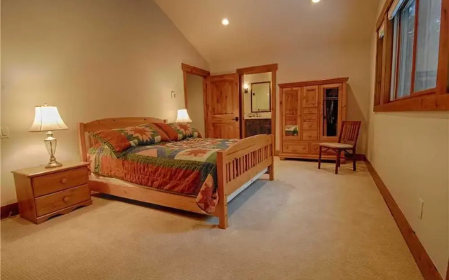 820 Holly Road - 4 Br Home