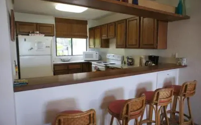 Country Club Villas 101