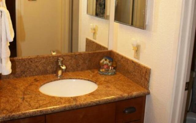 Kihei Akahi B-205 - 2 Br Condo