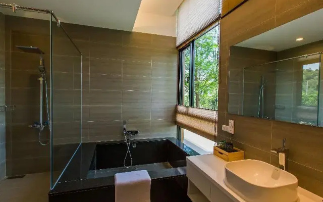 Aura Villa