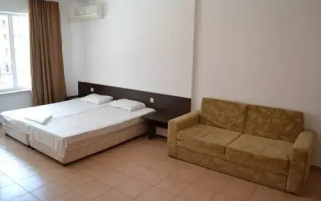 Forum Apartment