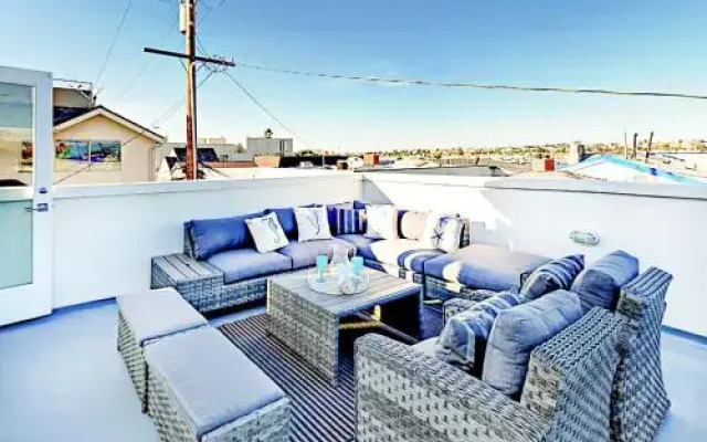 918 W Balboa Blvd Condo Unit A