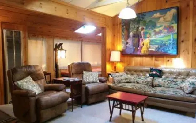 Ponderosa Cabin