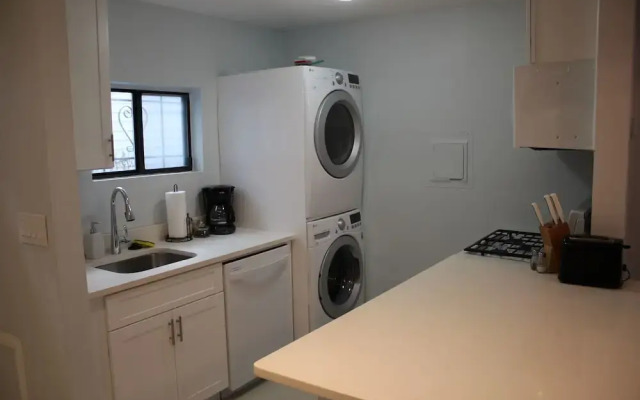 Midtown 969 #3 By Homecomfortstay