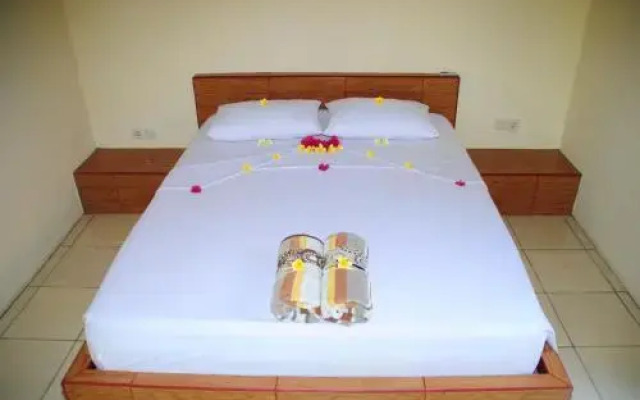 Kubu Sari Guest House