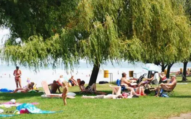 Napsugár Apartmanház