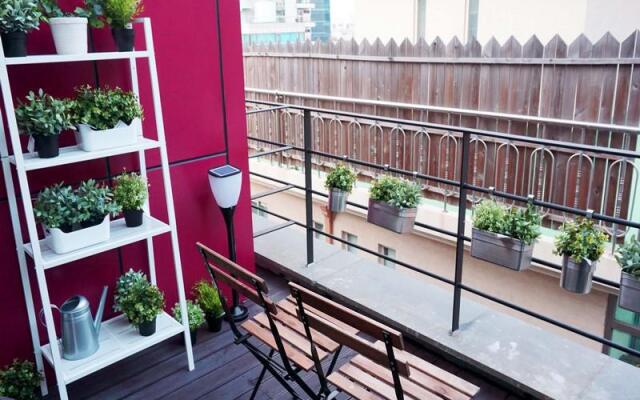 Oriental Modern Apartment 6