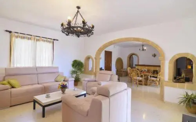 Villa Moskoa - PlusHolidays