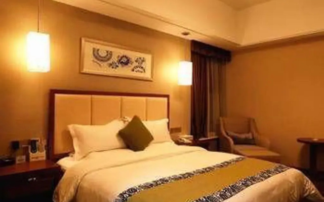 Vadga-Smeyer Hotel (Global Center)