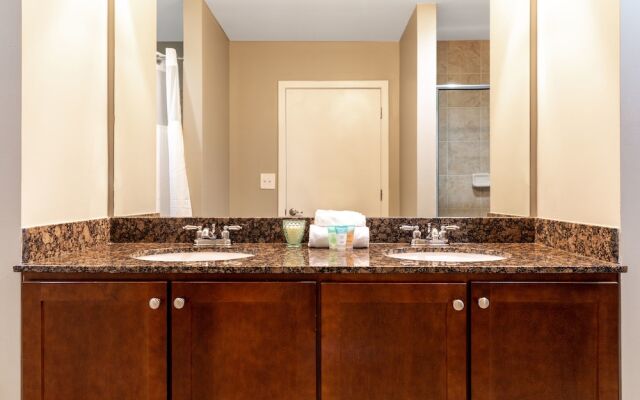 Stay Alfred at Dwell ATL