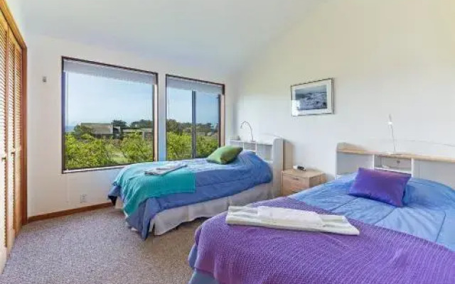 Shining Sea - Four Bedroom Home