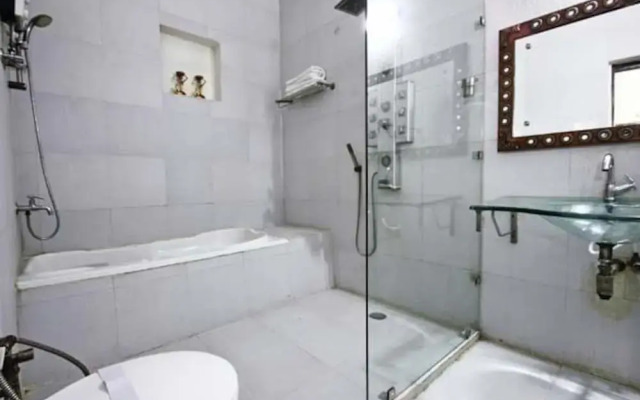 Hotel Dolphinn Agra
