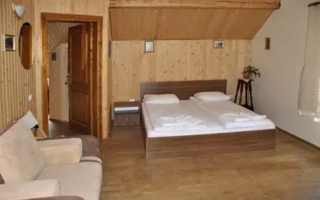 Grün Hof Militray-Sadyba