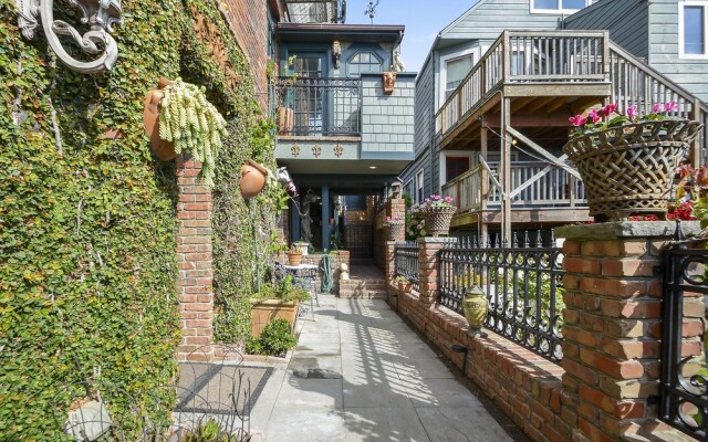 Upper Terrace Cottage