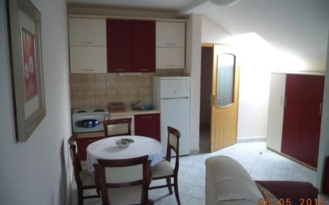 Apartmani Teodora