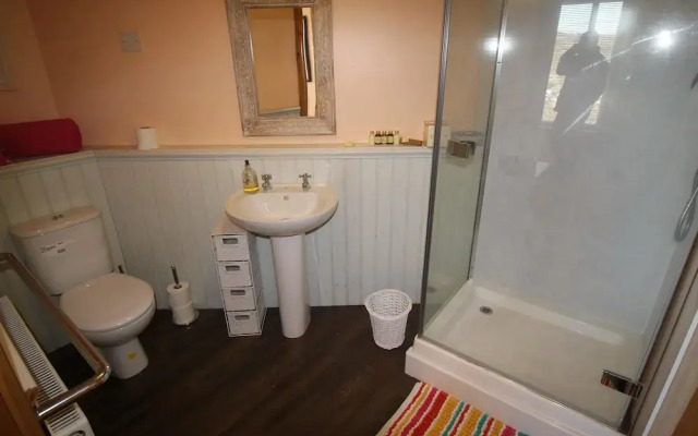 The Philog Home By Cardiff Holiday Homes