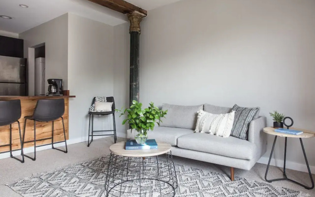 Grand Irish Channel Suites by Sonder