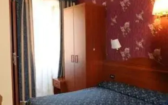 Termini Station Rooms 2