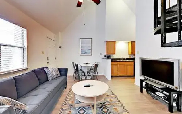 Hip Downtown Condo with Loft by RedAwning