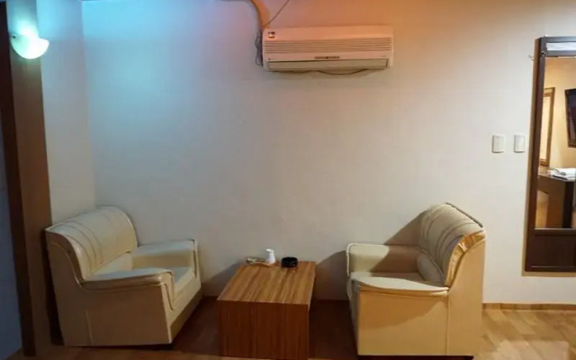 Goodstay Roma Motel
