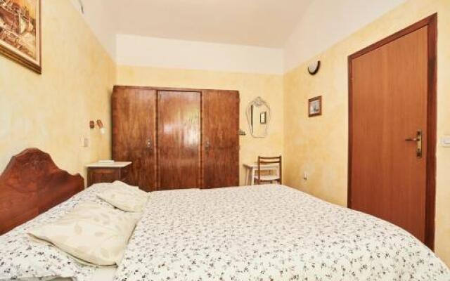 Rooms Carmela